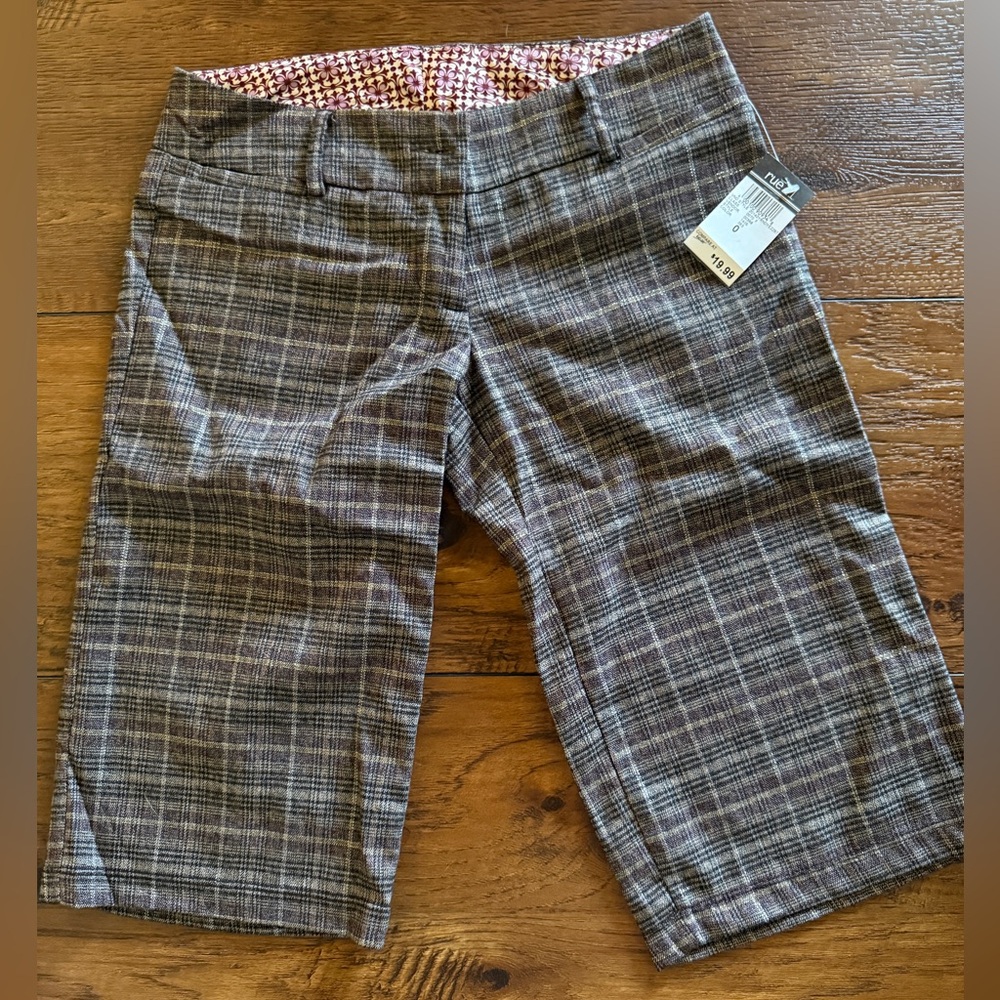 Plaid Bermuda Shorts with Gold Accent Threading NWT